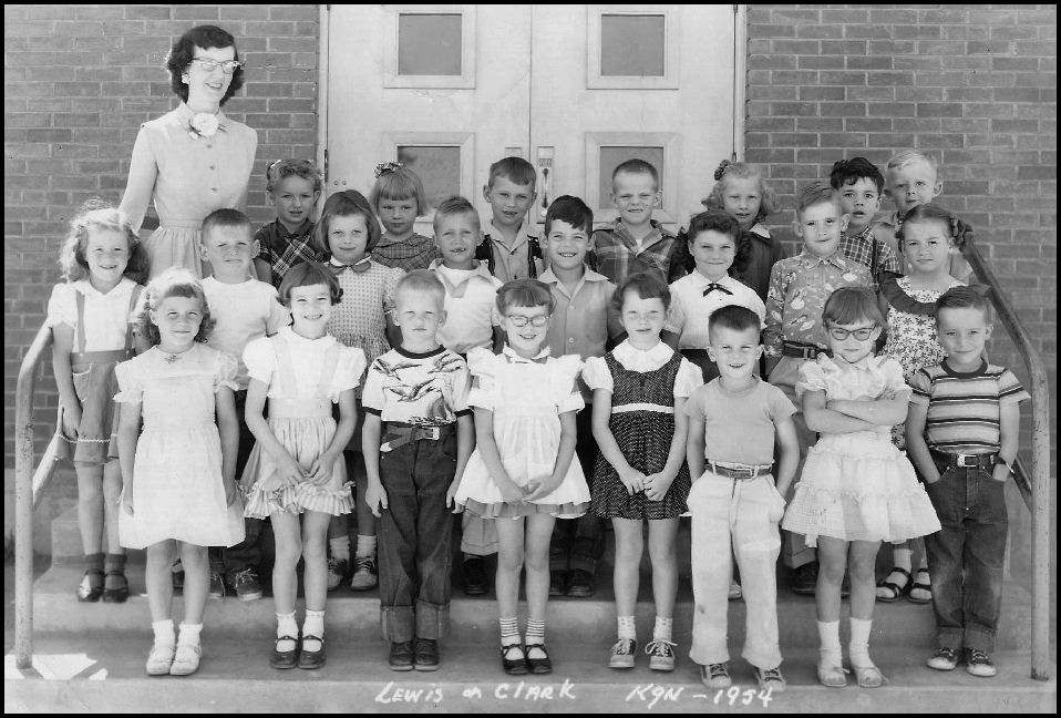 Miss Callaghan's Morning Kindergarten Class at Lewis and Clark