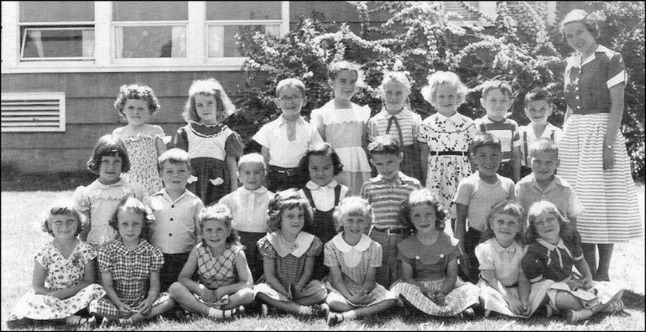 Miss Patricia McNerney's morning kindergarten class at Marcus Whitman 66MW0KAM-McNerney