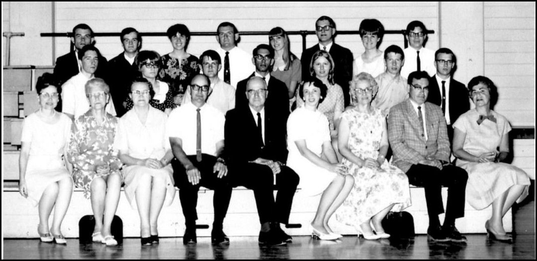 Sacajawea Students Graduate in 1966