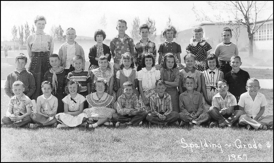 Mrs. Drake's 3rd grade class at Spalding