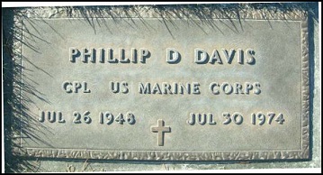 Phil Davis - headstone Phil Davis - headstone
