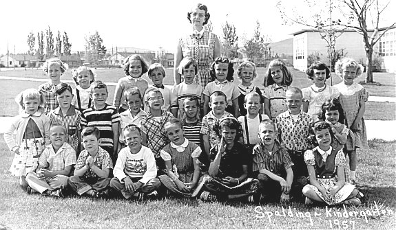 Mrs. Miller's Kindergarten class at Spalding