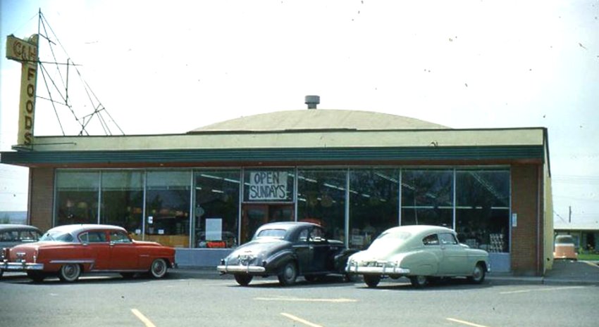 Wright Grocery store - C&H in 1950s